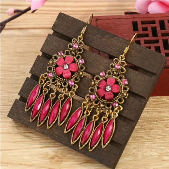 Beautiful Bohemian Earrings - Picture 1 of 2